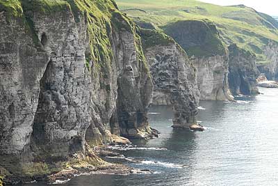 Irland Dunluce-Castle-004